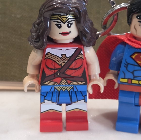 Lego Keychain Superman Superwoman Light - Picture 3 of 11